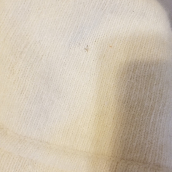 Creamy white wool bucket hat banan republic - Picture 6 of 6